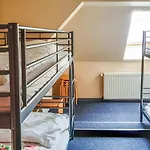 9 Bedroom In