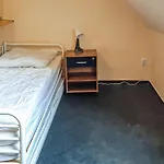 9 Bedroom In